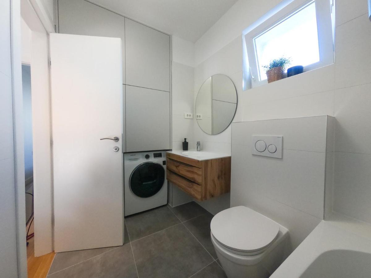 Apartment Elena Zadar Eksteriør billede