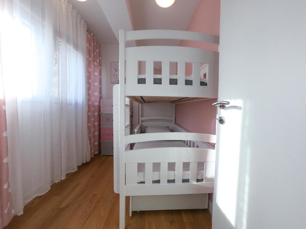 Apartment Elena Zadar Eksteriør billede